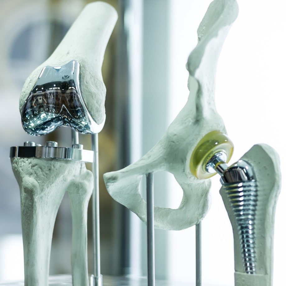 Prótesis, Implantes e Instrumental Quirúrgico